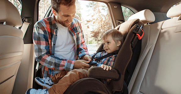 Quais cuidados tomar com crianças em viagens?