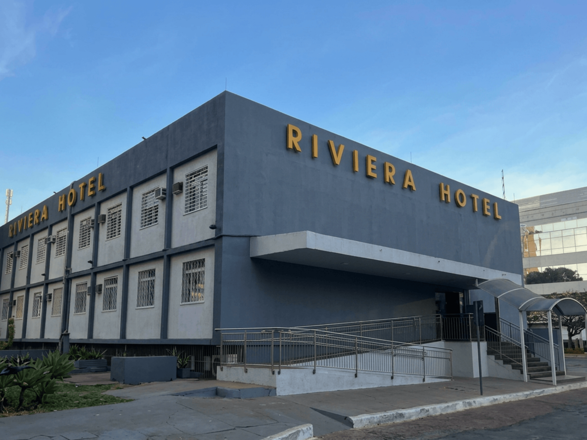 HOTEL RIVIERA