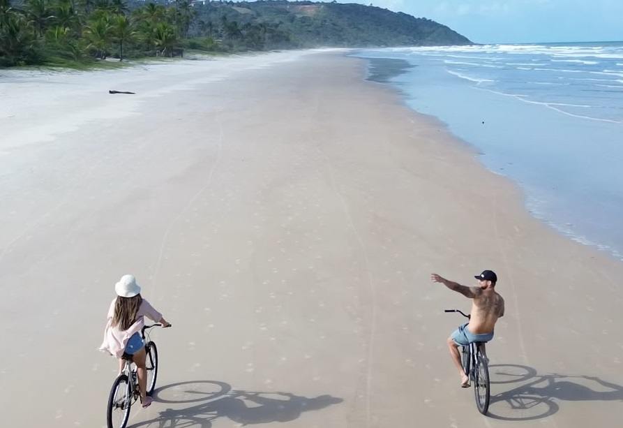 O que fazer na Praia do Pé de Serra em um dia perfeito